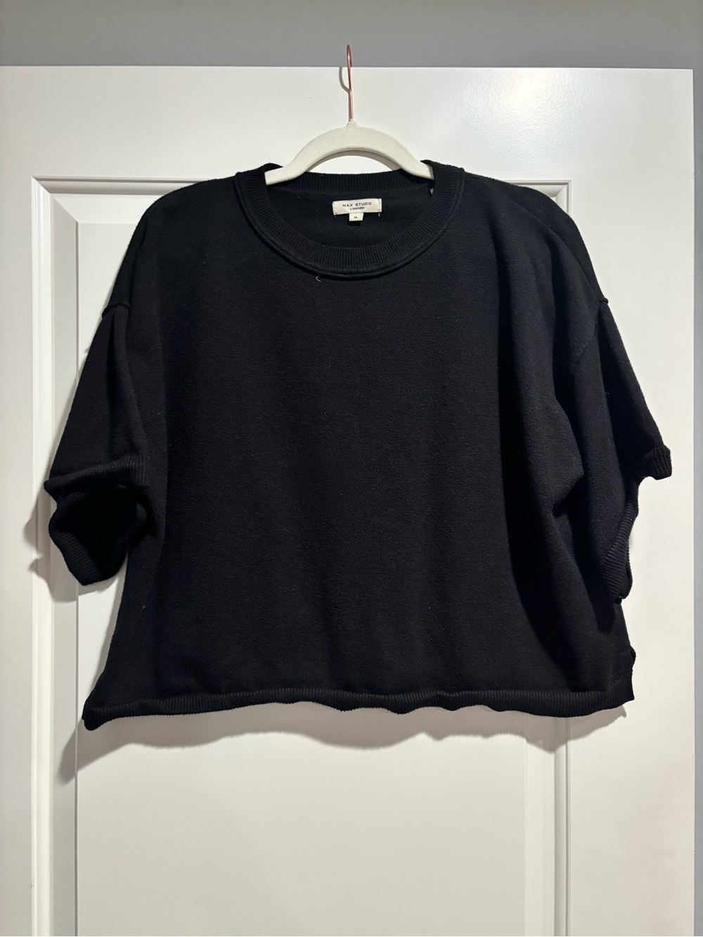 Max Studio Black Cropped Short-Sleeve Pullover